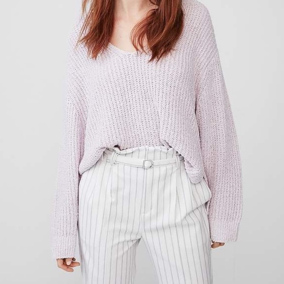 Express Lavender Oversized Shaker V-Neck Sweater - Picture 4 of 6